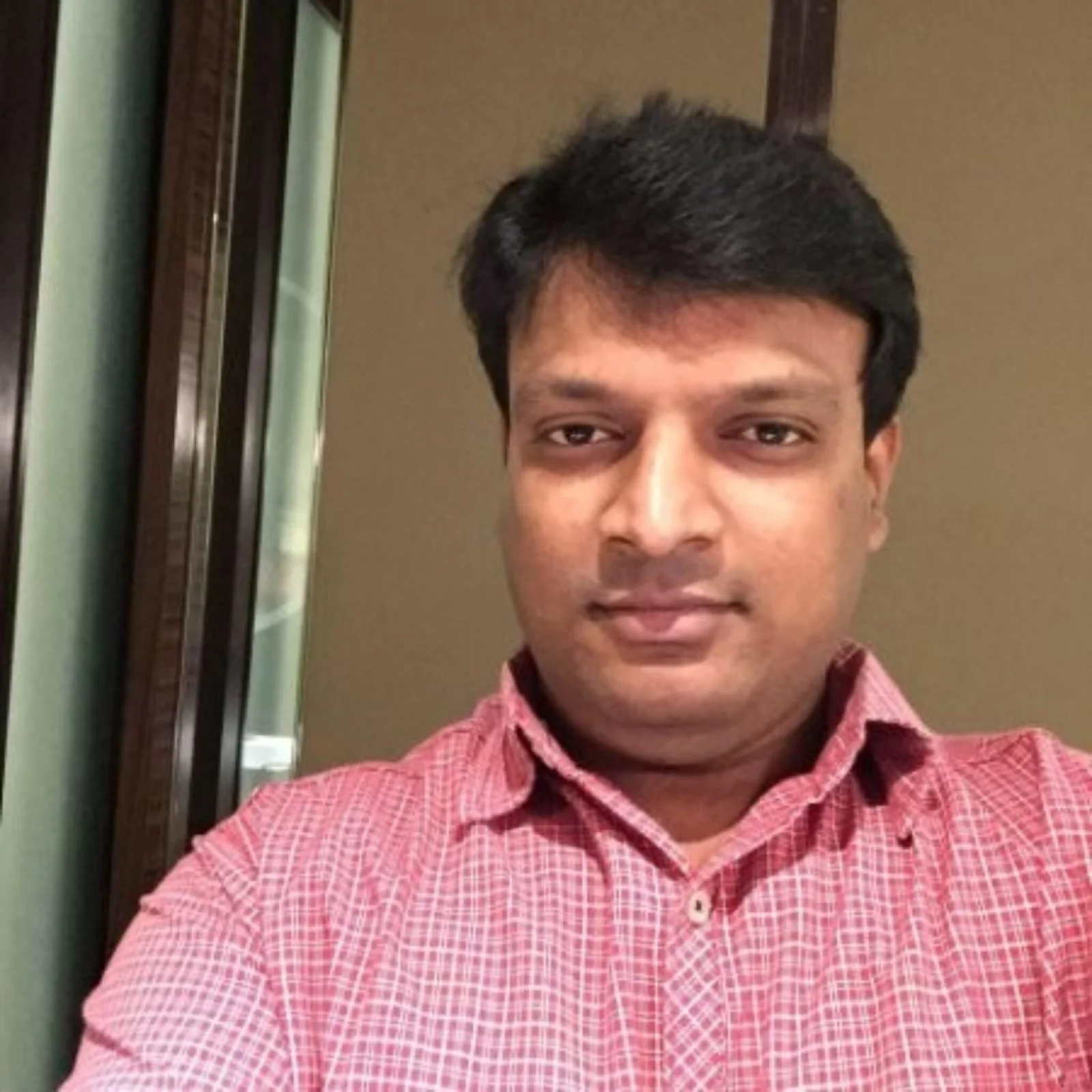 Dr. Satish Kumar, Orthopaedics specialist at Apaxis Hospitals
